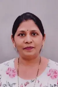 Dr Rina Kamde